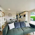 Luxchalet Ella Mit Aussicht Auf Ijssel Im Mit Pool Und Holland Niederlande Casa de Férias Lathum