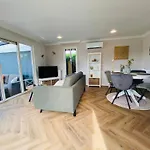 Luxchalet Ella Mit Aussicht Auf Ijssel Im Mit Pool Und Holland Niederlande *