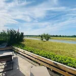 Luxchalet Ella Mit Aussicht Auf Ijssel Im Mit Pool Und Holland Niederlande