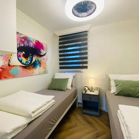 בית נופש Luxchalet Ella Mit Aussicht Auf Ijssel Im Mit Pool Und Holland Niederlande Lathum