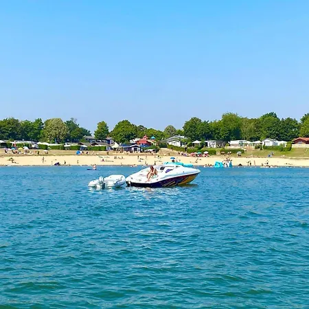 Luxchalet Ella Mit Aussicht Auf Ijssel Im Mit Pool Und Holland Niederlande 度假居