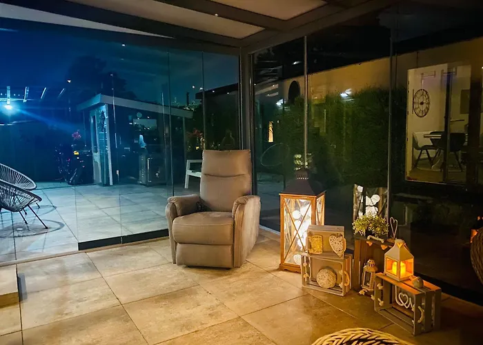 Vakantiehuis Luxchalet Ella Mit Aussicht Auf Ijssel Im Mit Pool Und Holland Niederlande *