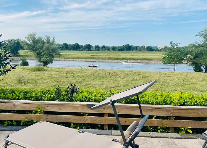 Luxchalet Ella Mit Aussicht Auf Ijssel Im Mit Pool Und Holland Niederlande Ferienhaus *