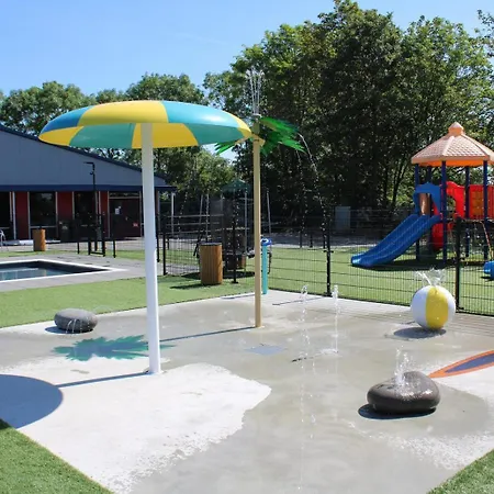 Casa de Férias Luxchalet Ella Mit Aussicht Auf Ijssel Im Mit Pool Und Holland Niederlande Lathum