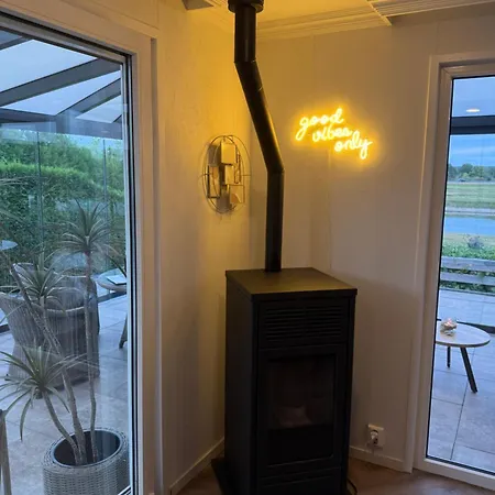 Luxchalet Ella Mit Aussicht Auf Ijssel Im Mit Pool Und Holland Niederlande